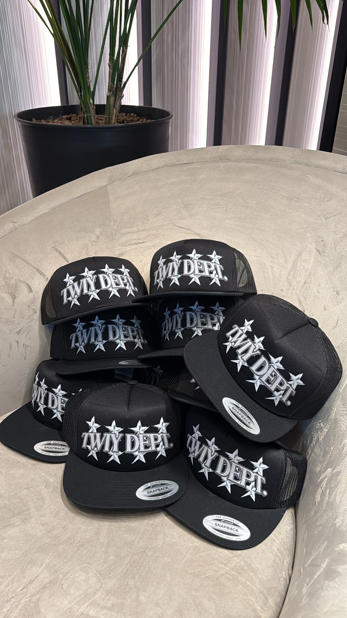 TWIY DEPT. BLACK SNAPBACK